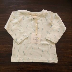 NWT Hallmark Baby Nature Print Top 12-18 months